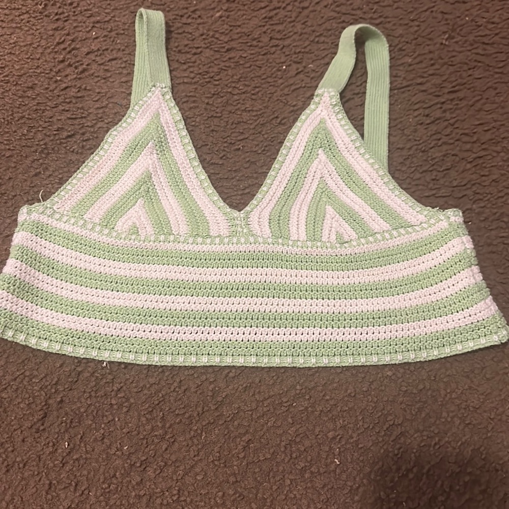 crochet medium top
